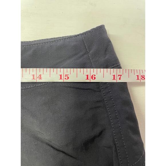PATAGONIA Wavefarer Board Shorts Nylon Sz 8 Black Outdoor Drawstring Athletic - Picture 9 of 11